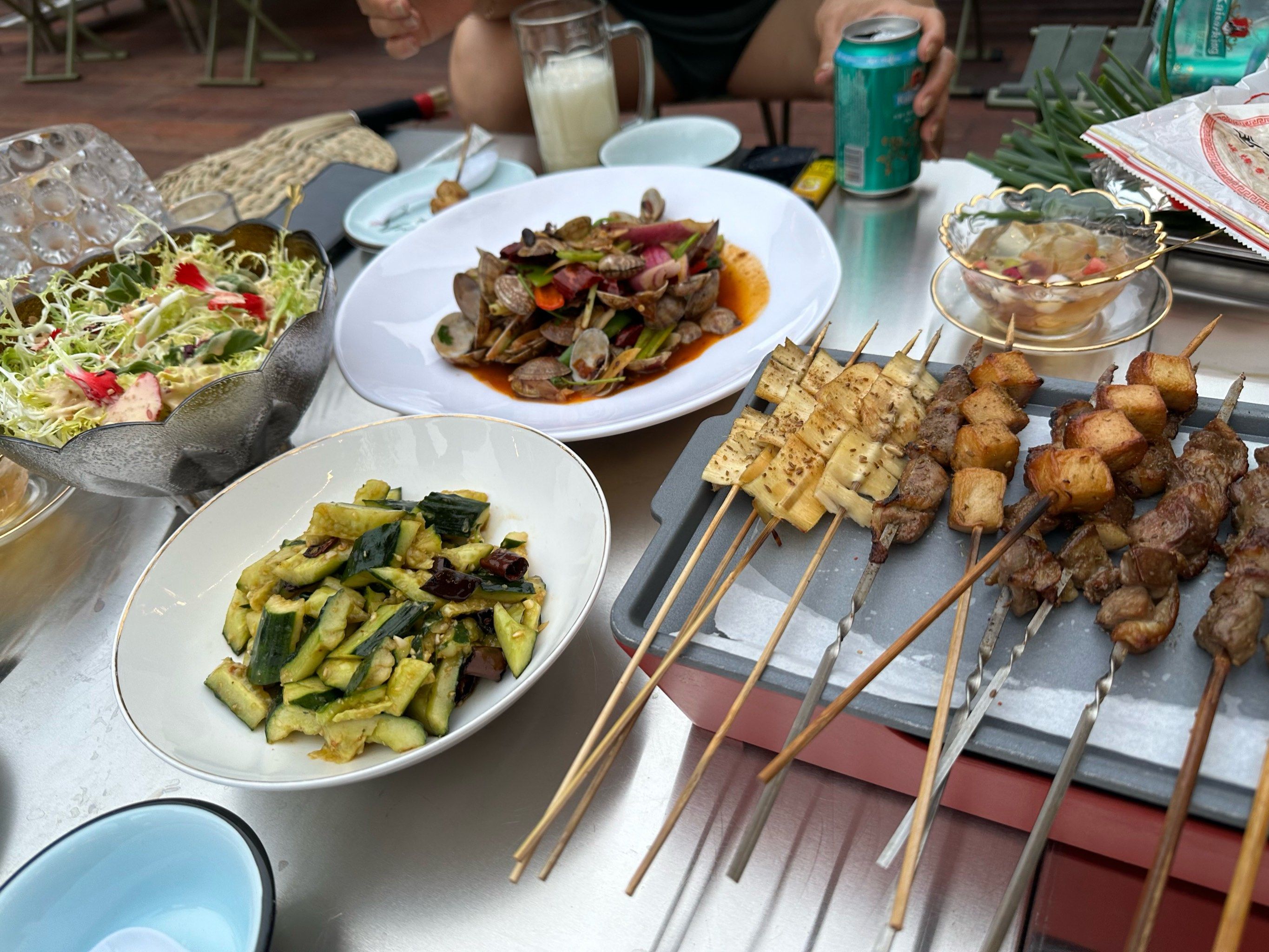 宝藏烧烤串吧地址8915
#前后烤串
#烧烤啤酒 #撸串儿约起来