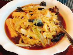 白菜花肉炖豆腐-蜈支洲岛珊瑚酒店临海阁中餐厅