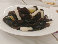 藕尖木耳-东方饺子王(新奥购物中心店)