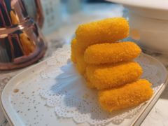 新派炸鲜奶-悦海·家宴·冰花皮皮虾大锅贴(宝龙店)