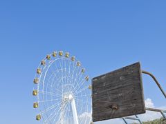 -霍尔果斯国门景区