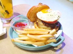Dazzling和牛堡-Dazzling Cafe 蜜糖吐司专卖店