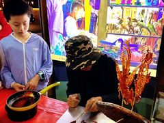 -三亚火车头万人海鲜广场