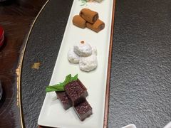 -四季民福烤鸭店(外滩外白渡桥店)