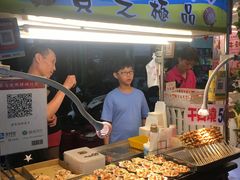 -六合夜市