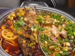 -辣尚瘾·烤鱼·新川菜(交大直营店)