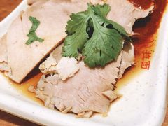 -亮亮面馆(经六路店)