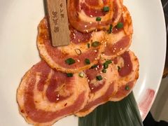 -山川小町·极番烧肉(新地假日广场店)