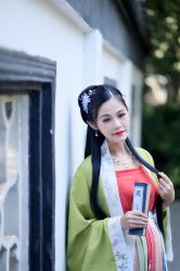 -汉仪华裳汉服馆(打浦桥店)