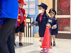 -蓝精灵乐园·世茂精灵之城主题乐园
