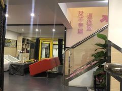 -思迈威健身(积玉桥万达店)