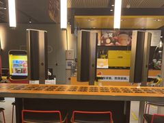 -麦当劳(国际社区店)
