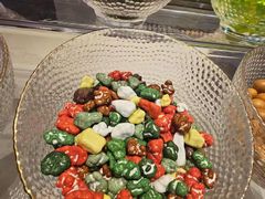 -涨巢·潮玩水疗局