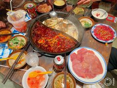 -周小明火锅(黑金冠社区店)