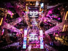 -The ROOF (通盈中心店)