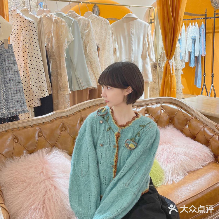 武汉探店 | 法式优雅轻奢服饰liailia周年庆✨
