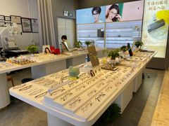 -罗伯特眼镜·蔡司官方授权(前海桂湾店)
