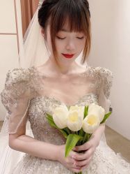 -派丽莫Pellimo原创设计婚纱品牌