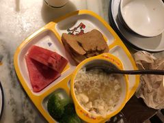 -绿茶餐厅(昆明世纪金源店)