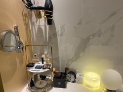 -香港倾城国际·美容美体中心