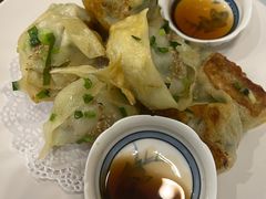 生煎馄饨-小实惠嘉(威海路店)