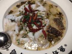 -江渔儿酸菜鱼(港湾1号店)