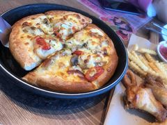 奥尔良烤肉披萨-必胜客(巴沟店)