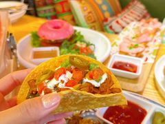 -Famous肥猫墨西哥音乐餐吧(五棵松华熙LIVE店)