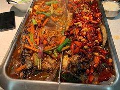 -鸣记脆皮烤鱼(岐山路店)