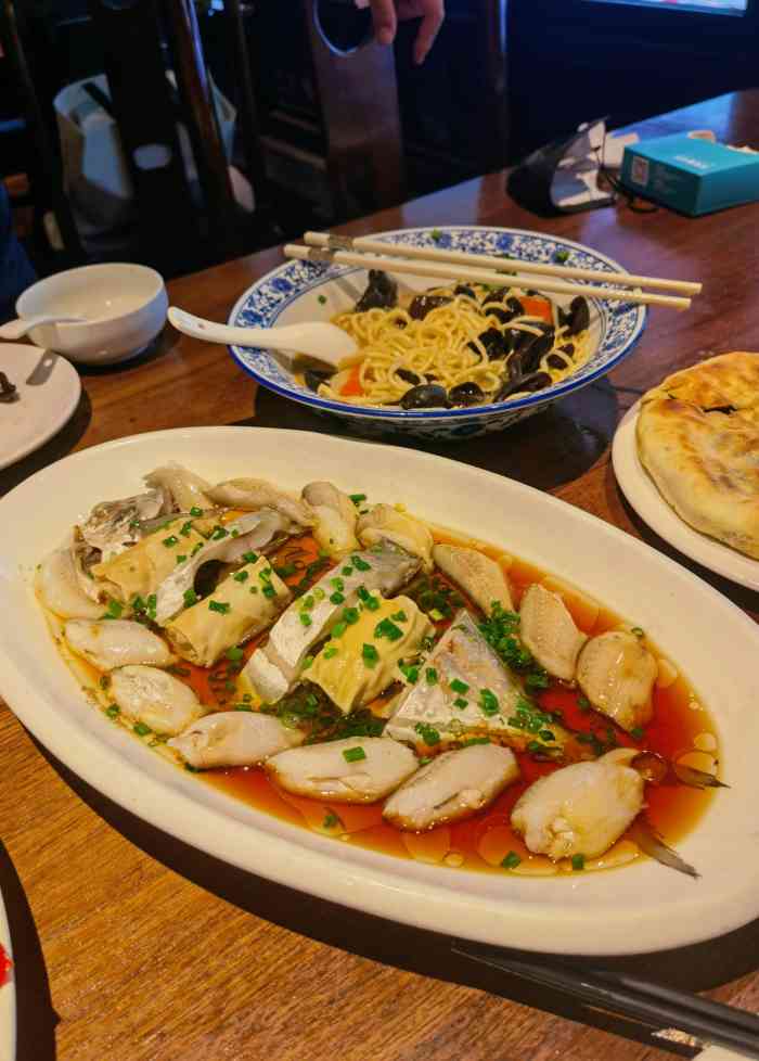 美乐食街(小南店)-"冲着江蟹生去的,别家好像都是晚上营业,这.