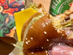 -麦当劳(深圳北站B2检票口楼上)