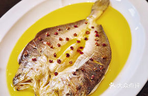 Dahongpao Steamed Huangdong Yellow Croaker