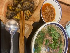 -云阿蛮云南生烫牛肉米线(奉贤路店)