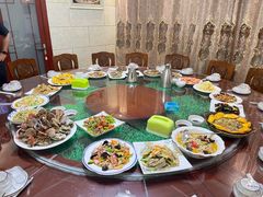 -宾朋海鲜饭庄(兴海路店)