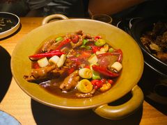 -巴厘龙虾·榜首油焖大虾(音乐学院·沿江酒馆店)