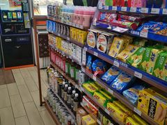 -全家便利店(莲花池东路店)