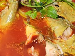 -野山舂·贵州现舂酸汤牛肉(民生路店)