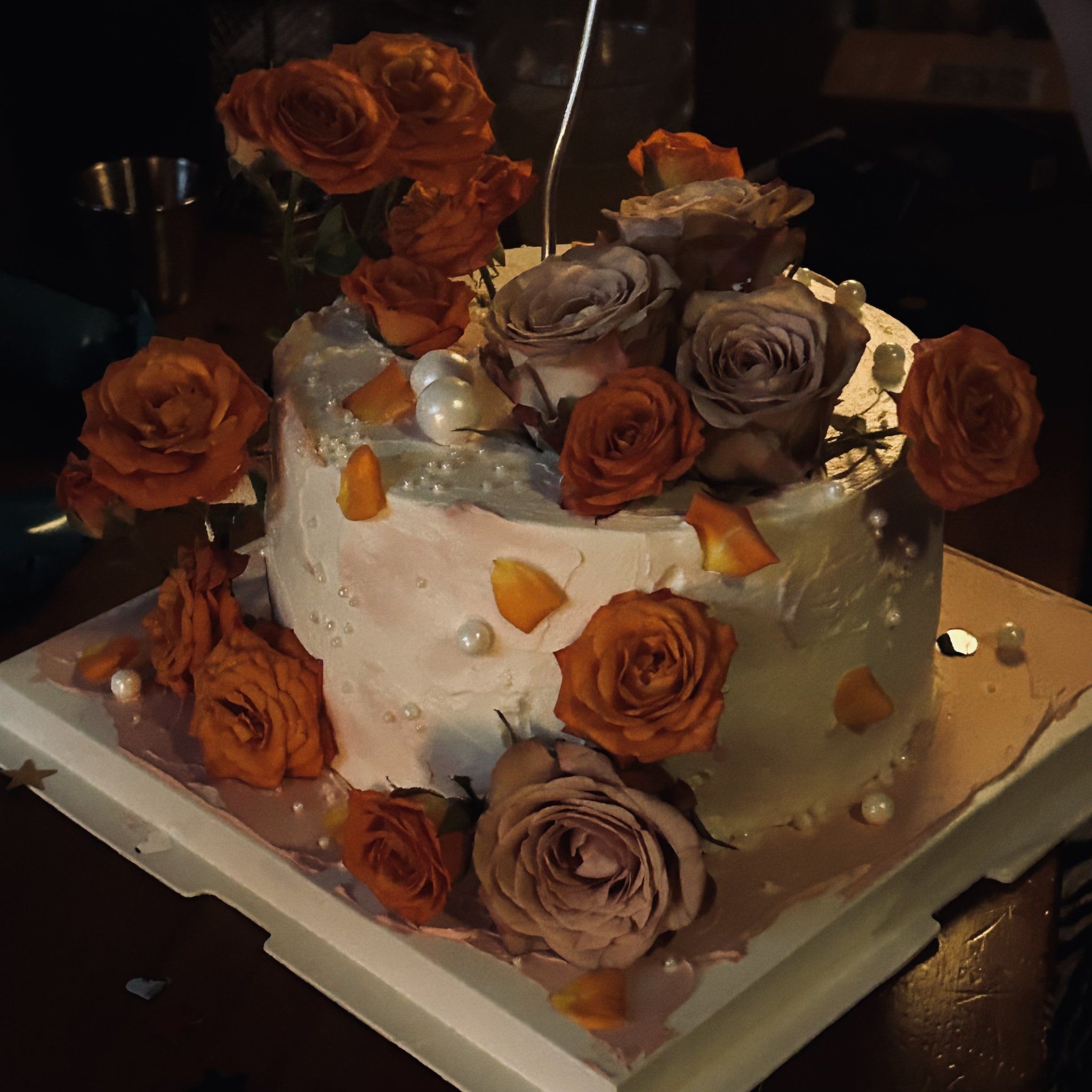 玫瑰蛋糕太美了[流泪]