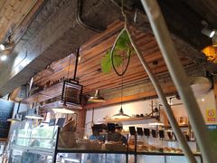 面包甜点陈列柜-仙峰天然面包(迎宾路店)