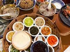 -包整·丝娃娃(一览甲秀楼风景店)