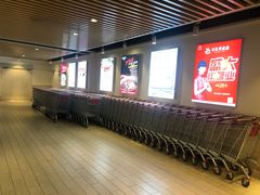 -欧尚超市苏州店停车场(金鸡湖路店)