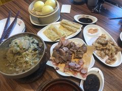-六泰居·尔滨地标·东北菜(松北店)