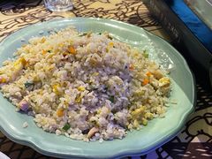 鲜虾仁蛋炒饭-黑牛码头·小龙虾·烧烤