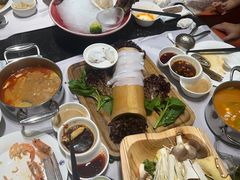-红鼎豆捞· 20年老店每天都新鲜(宝丰路店)