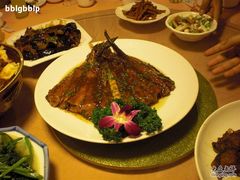 红烧甩水-旭龙鱼头王(航华店)