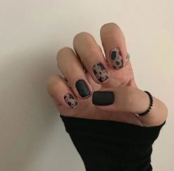 -悦指间美甲美睫