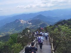 -罗田薄刀峰风景区