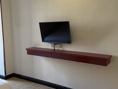 -昆季酒店(深圳坂田五和地铁站店)