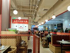 大堂-鸡遇虾煲干锅火锅(小寨金莎店)
