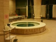 -碧中海汤泉汗蒸酒店